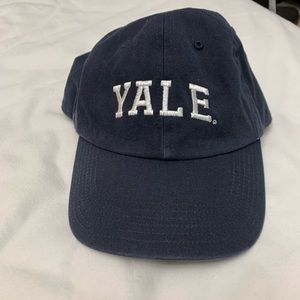 Yale hat